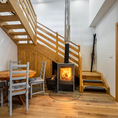Srdiecko - Sauna In Smaller - Highest In Europe - Fireplace - In The Forest