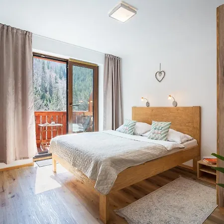 Appartement Srdiecko - Sauna In Smaller - Highest In Europe - Fireplace - In The Forest