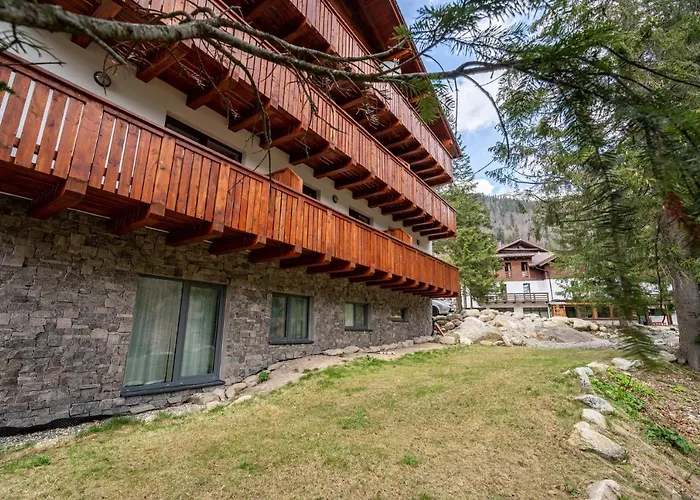 Srdiecko - Sauna In Smaller - Highest In Europe - Fireplace - In The Forest *