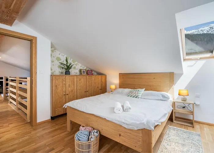 Srdiecko - Sauna In Smaller - Highest In Europe - Fireplace - In The Forest