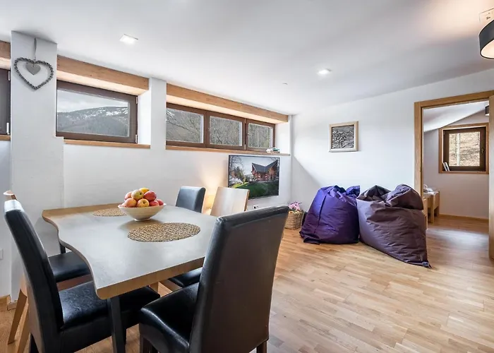 Srdiecko - Sauna In Smaller - Highest In Europe - Fireplace - In The Forest Apartment Tale